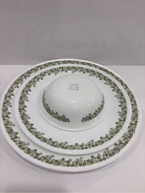 Vintage corelle spring blossom green crazy daisy dinner set